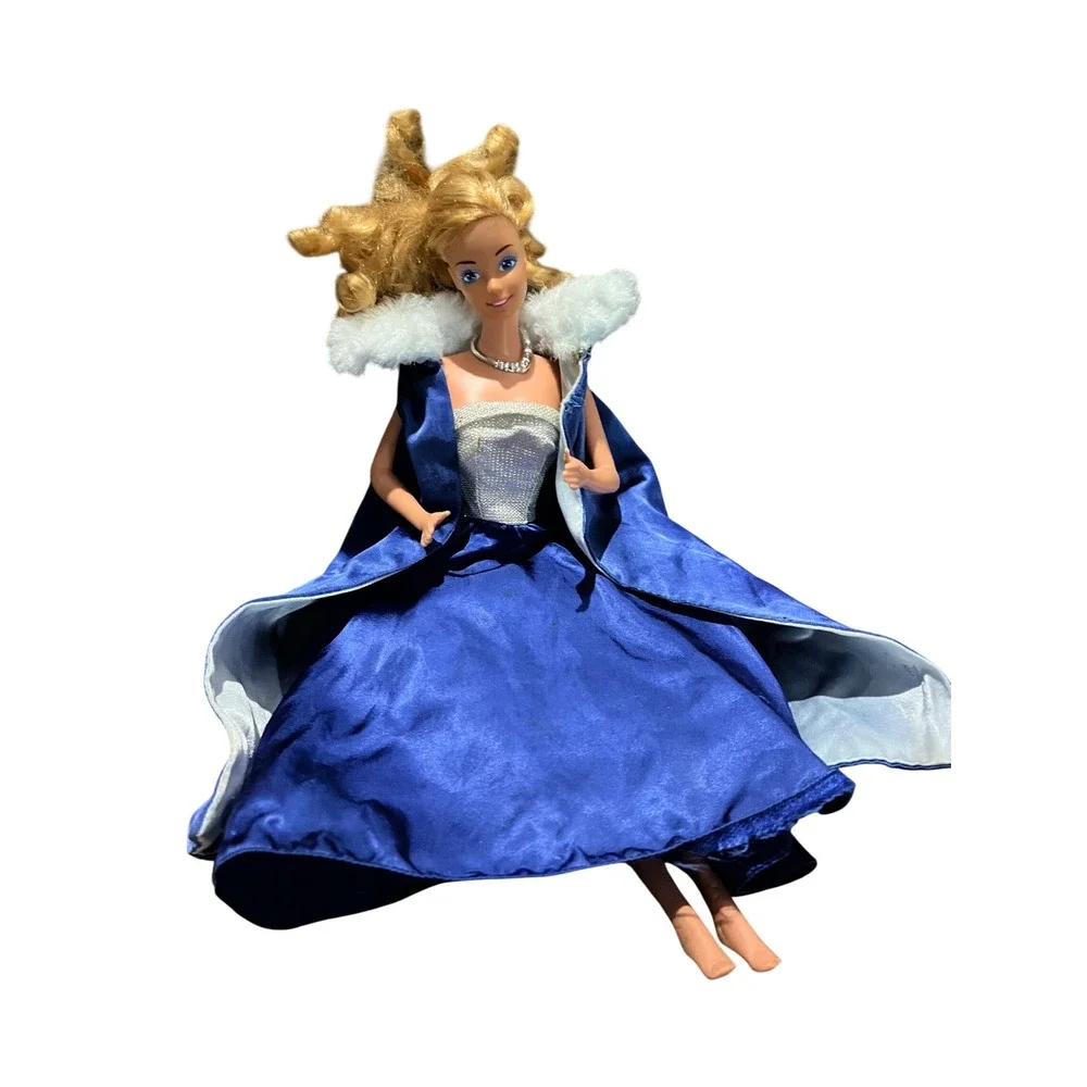 Barbie cape fur
